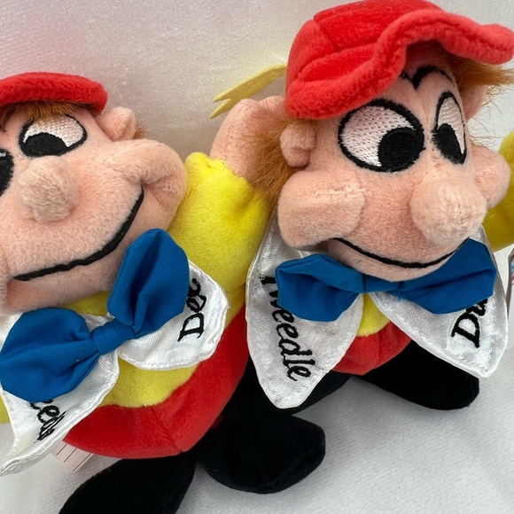 Tweedle Dee & Tweedle Dum Bean Bag - Picture 1 of 15